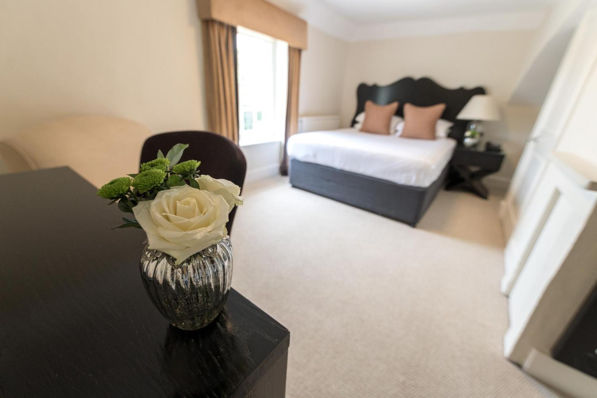 Highfield Park Otel Hook  Dış mekan fotoğraf