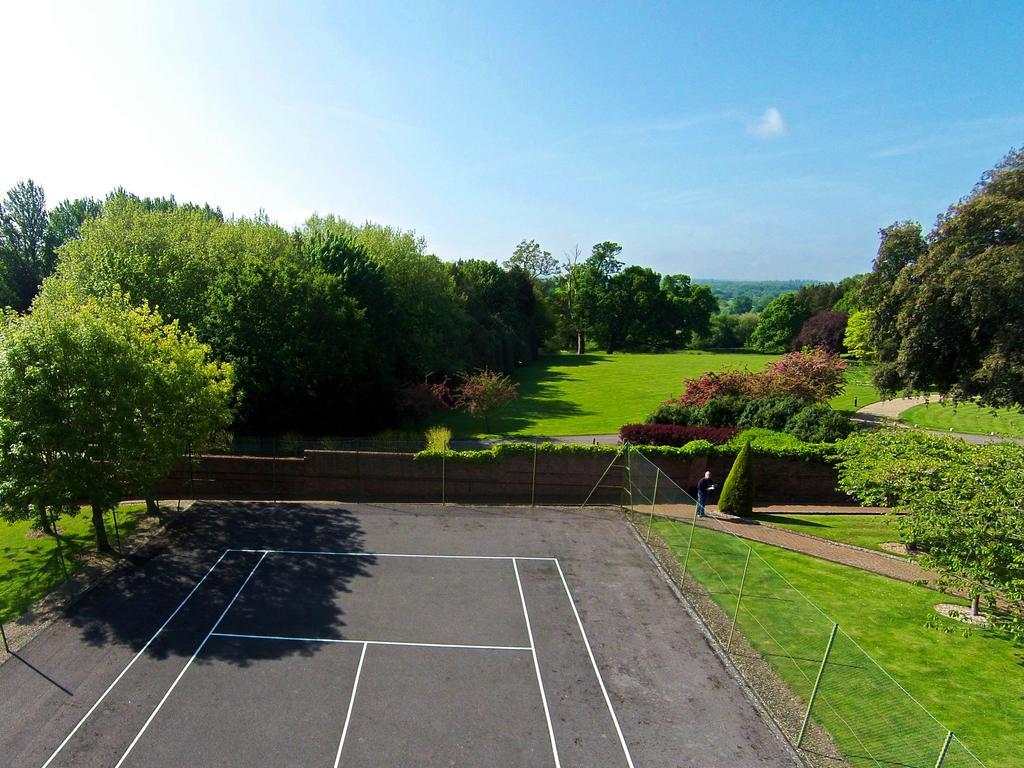 Highfield Park Otel Hook  Dış mekan fotoğraf